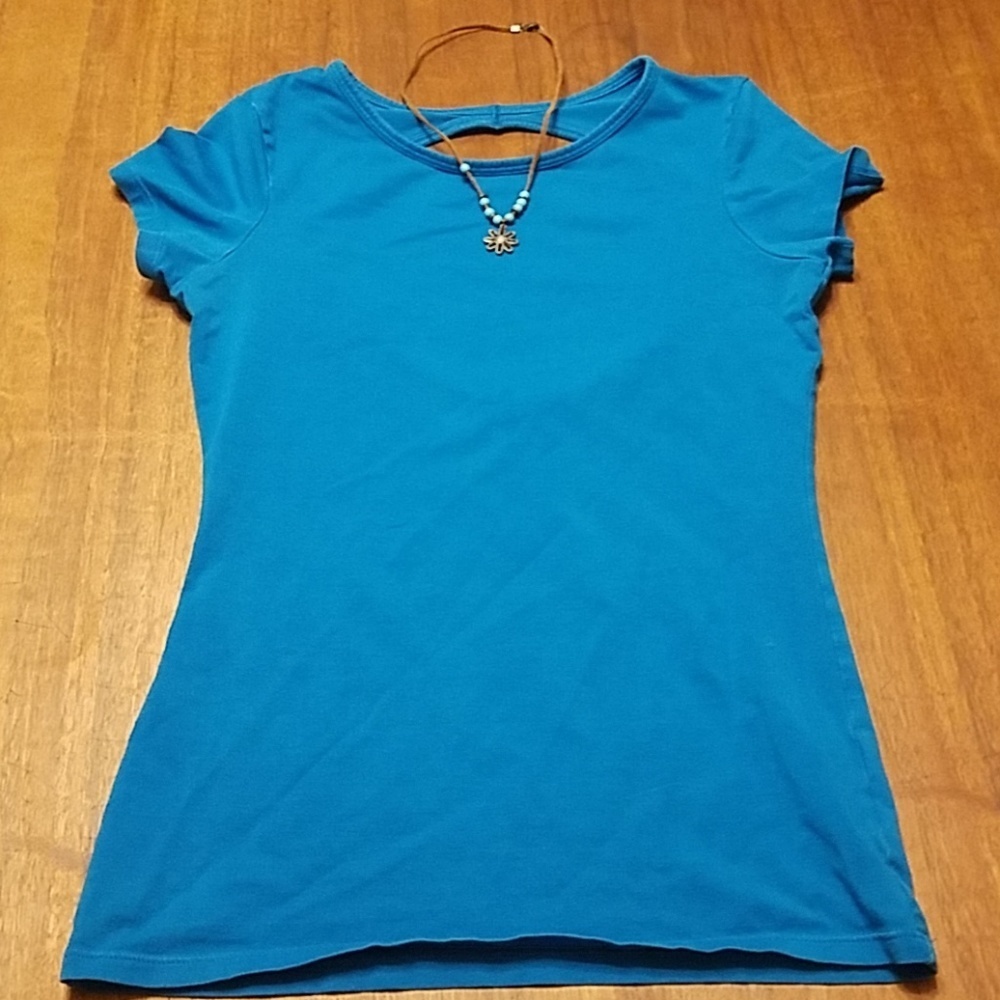 👸👕 #012 Tee Shop by VS Open Back Silky Tshirt Size S